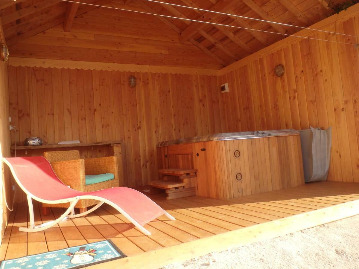 Villa Cora Venez Neuve Avec Spa Saint-Bresson Exteriér fotografie